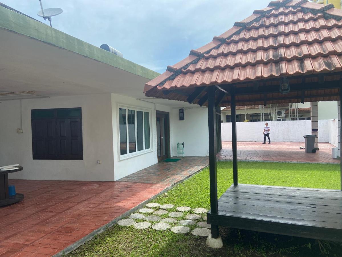 Melaka Beach Villa C Type Exterior photo